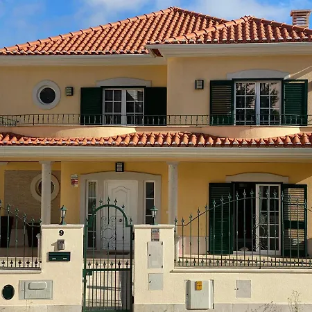 E.d. Luxury House * Ramada