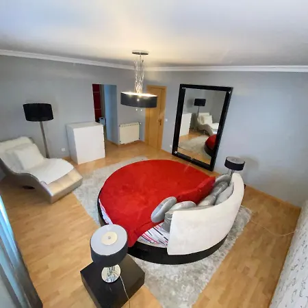 E.d. Luxury House Ramada
